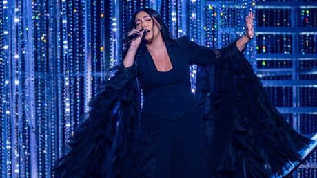 ESC in Basel: Auch Trillerpfeifen können Yuval Raphael aus Israel nicht aufhalten