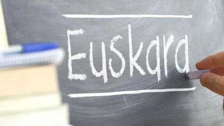 El desconocido 'dialecto' del euskera que hablan 500 personas en Euskadi y que está en peligro de extinción