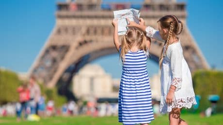 Où habiter avec des enfants dans Paris ? Découvrez notre classement des 80 quartiers de la capitale