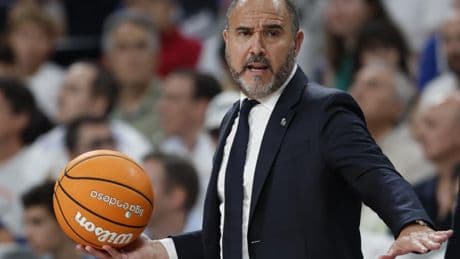 El Madrid hace oficial el despido de Chus Mateo