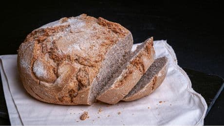 ¿El pan de kamut es realmente más saludable que el pan integral de trigo común?