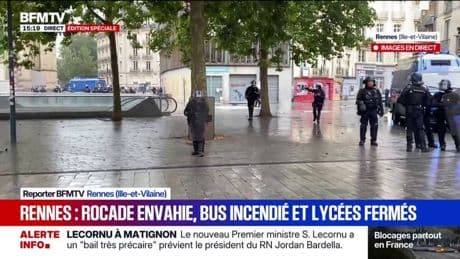10 septembre: les CRS interviennent et font évacuer la place Sainte-Anne à Rennes