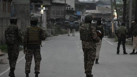 Pakistan: Tam kapsamlı savaşa hazırız ama bundan kaçınmaya çalışıyoruz