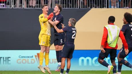 USMNT advances to Gold Cup semis after hanging on for tense win over Costa Rica in penalties