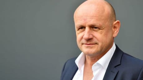 Oliver Stokowski: Das ist die berühmte Ehefrau des Schauspielers
