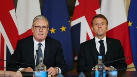 Francia e Gran Bretagna, accordo per nuovi missili di attacco e antinave: sostituiranno gli Storm Shadow
