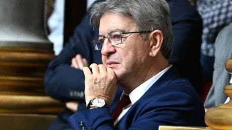 Têtes de cochon devant des mosquées: Jean-Luc Mélenchon dénonce une "islamophobie qui se déchaine" en France, "chauffée à blanc" par Bruno Retailleau