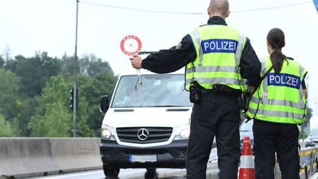 Asyl in Deutschland: Zahl der Anträge sinkt deutlich