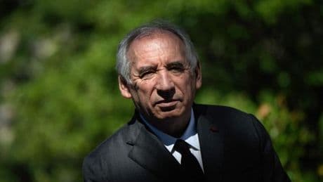 Nouvelle semaine noire pour Bayrou : “La vie politique française est devenue une fournaise”