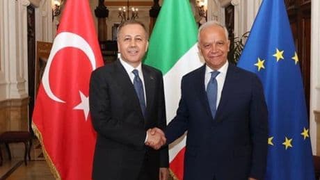 İçişleri Bakanı Ali Yerlikaya, İtalyan mevkidaşı ile görüştü