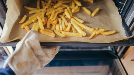 Mediziner rät: Dieses überraschende Lebensmittel sollten Sie im Sommer oft essen
