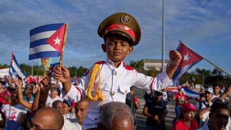 1.-Mai-Kundgebungen in Kuba: Standhaft in Havanna