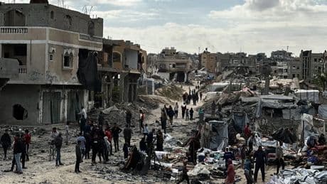Israel anuncia su intención de &quot;tomar toda Gaza&quot; mientras desbloquea la entrada de ayuda