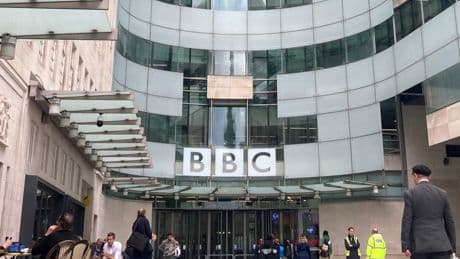 BBC-Musikchefin tritt nach Glastonbury-Ausstrahlung zurück