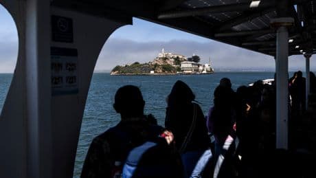 La prisión de Alcatraz no escapa a las ocurrencias de Trump