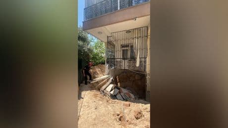 Antalya'da korkunç kaza: Üzerine balkon çöken işçi hayatını kaybetti