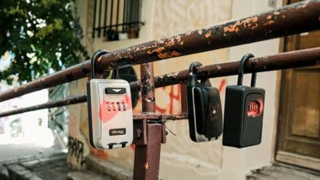 La bataille des villes contre les meublés touristiques s’intensifie