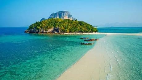 Foreign Office warns holidaymakers common game kept in luggage could spell prison in Thailand