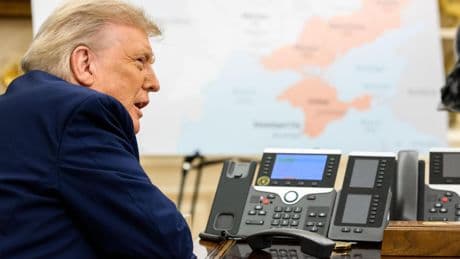 Trump defiende sin pruebas que si EEUU no hubiera atacado, Irán habría tenido armas nucleares en "4 semanas"