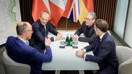 Krieg in der Ukraine: Merz in Kiew eingetroffen – europäisches Quartett will Druck auf Moskau erhöhen