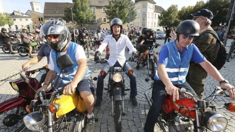 „Freiheit auf Rädern“: Wie ein DDR-Moped den Kulturkampf in Thüringen prägt