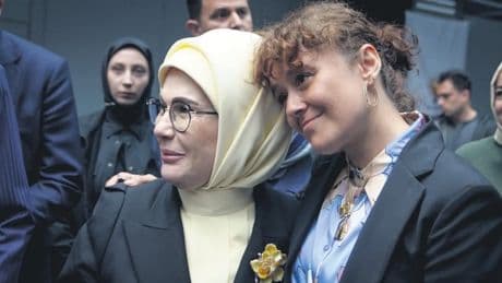Anneler insanlık için ilham kaynağı