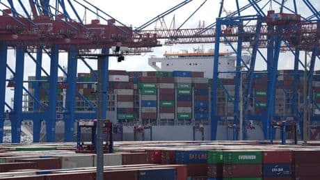 Bundesbank: Deutsche Exporteure fallen am Weltmarkt zurück