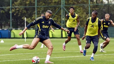 Fenerbahçe, milli arada hazırlıklarına devam etti