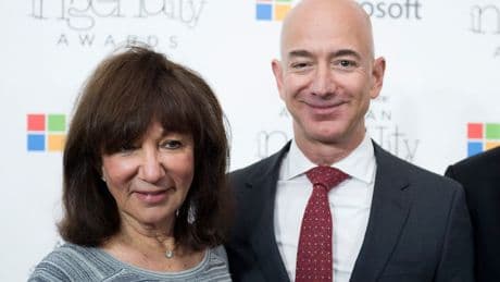 Sie starb mit 78 Jahren - Jeff Bezos trauert um seine Mutter Jackie