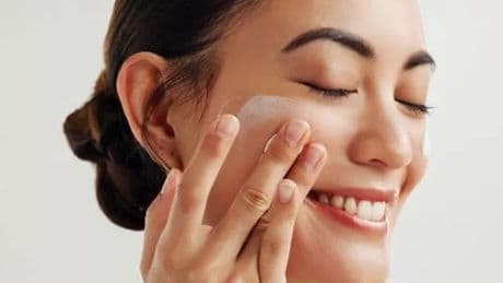 Estée Lauder serum praised for making shoppers look 'years younger' now on sale