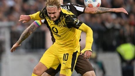 Fußball-Bundesliga: 3:3-Spektakel: BVB gibt Sieg bei St. Pauli aus der Hand