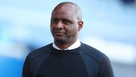 Genoa, Patrick Vieira ile sözleşme uzattı