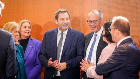 Sozialbeiträge: Steigende Sozialkosten reißen Löcher in die Haushaltsplanung