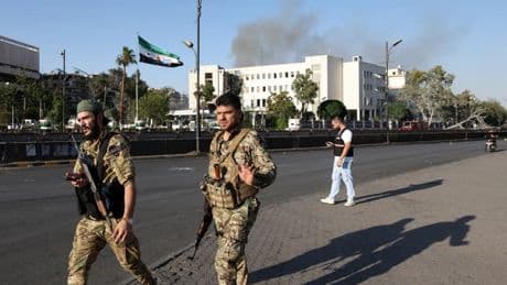 Syrie: après plusieurs bombardements, Israël affirme agir "de manière responsable" et avec "retenue"