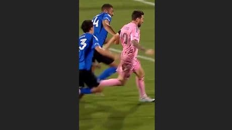 5 (!) Gegner ausgedribbelt - Nächstes Wunder-Tor von Messi