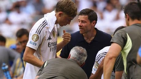 Dean Huijsen prende la llama de la esperanza del nuevo Real Madrid de Xabi Alonso que carbura a fuego lento