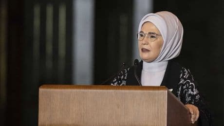 Emine Erdoğan'dan "15 Temmuz mesajı: 15 Temmuz, ölümsüz bir zaferin adıdır