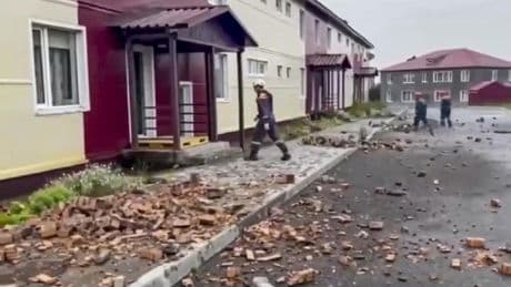 Desactivan las alertas de tsunami en Japón y otros países del Pacífico tras el gran terremoto en Rusia