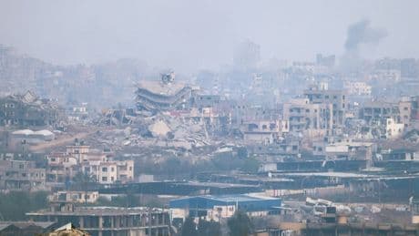Gaza: au moins 33 Palestiniens tués dans un pilonnage israélien, selon les secours