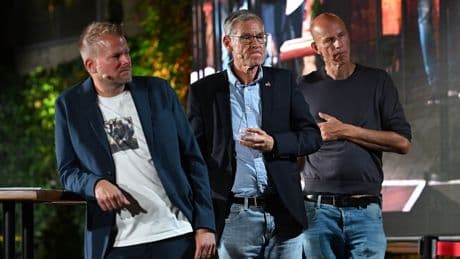 Klamauk-Gipfel vor Vorstands-Wahlen - Köln-Kandidaten blamieren sich im Machtkampf