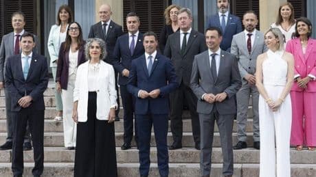 Pradales llama a Moreno Bonilla para frenar la llegada de menores migrantes «en bus desde Andalucía»