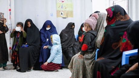 Frauenrechte in Afghanistan: »Sie wollte Ärztin werden, muss aber zu Hause sitzen«