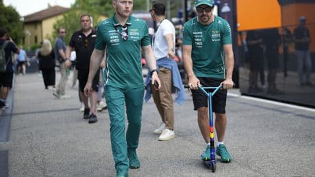 Fernando Alonso y Aston Martin, a arrojar a la hoguera el cuento de 'Pedro y el Lobo'
