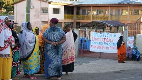 À Mayotte, une rentrée scolaire les pieds dans les gravats