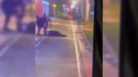 Denunciado un policía local de Murcia por dar una paliza a un menor marroquí de 15 años al grito de "moro de mierda"