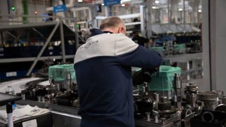 Istat: Pil in crescita, segnali positivi da occupazione e investimenti