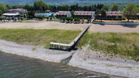 İznik Gölü’nde su seviyesi düştü; en büyük iskele karada kaldı