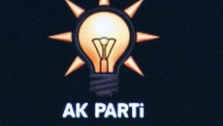 AK Parti: Kendi tabanına mesaj kaygısı var