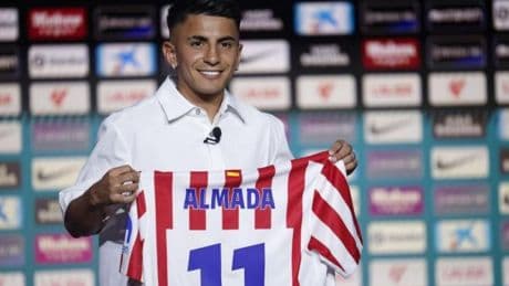 Se calienta lo de Isak y el Liverpool