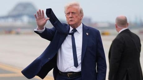Le « Wall Street Journal » appelle Donald Trump à « suivre la voie de Mitterrand »